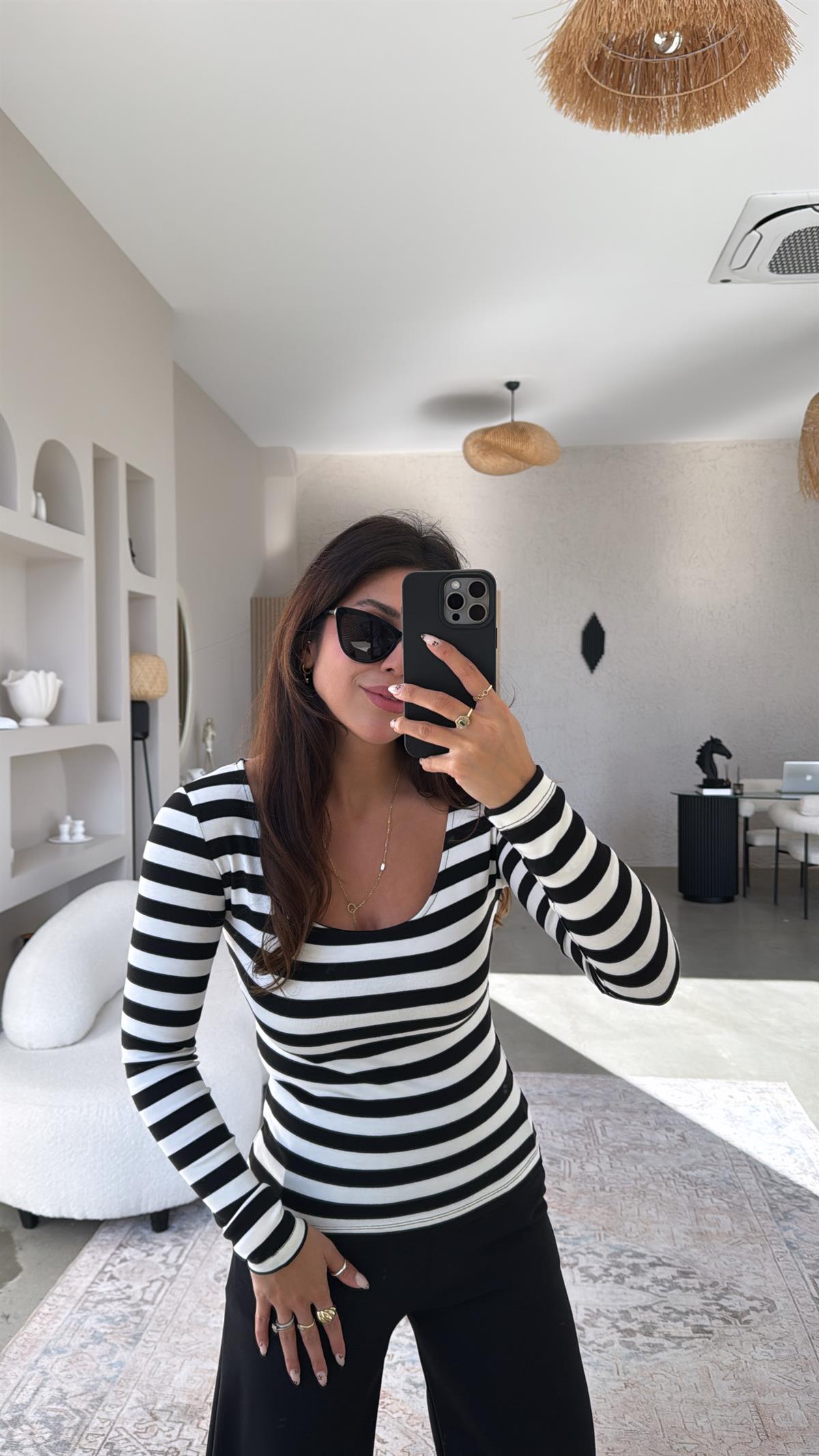 Siyah Beyaz Çizgili Oval Yaka Uzun Kollu Ribana Basic