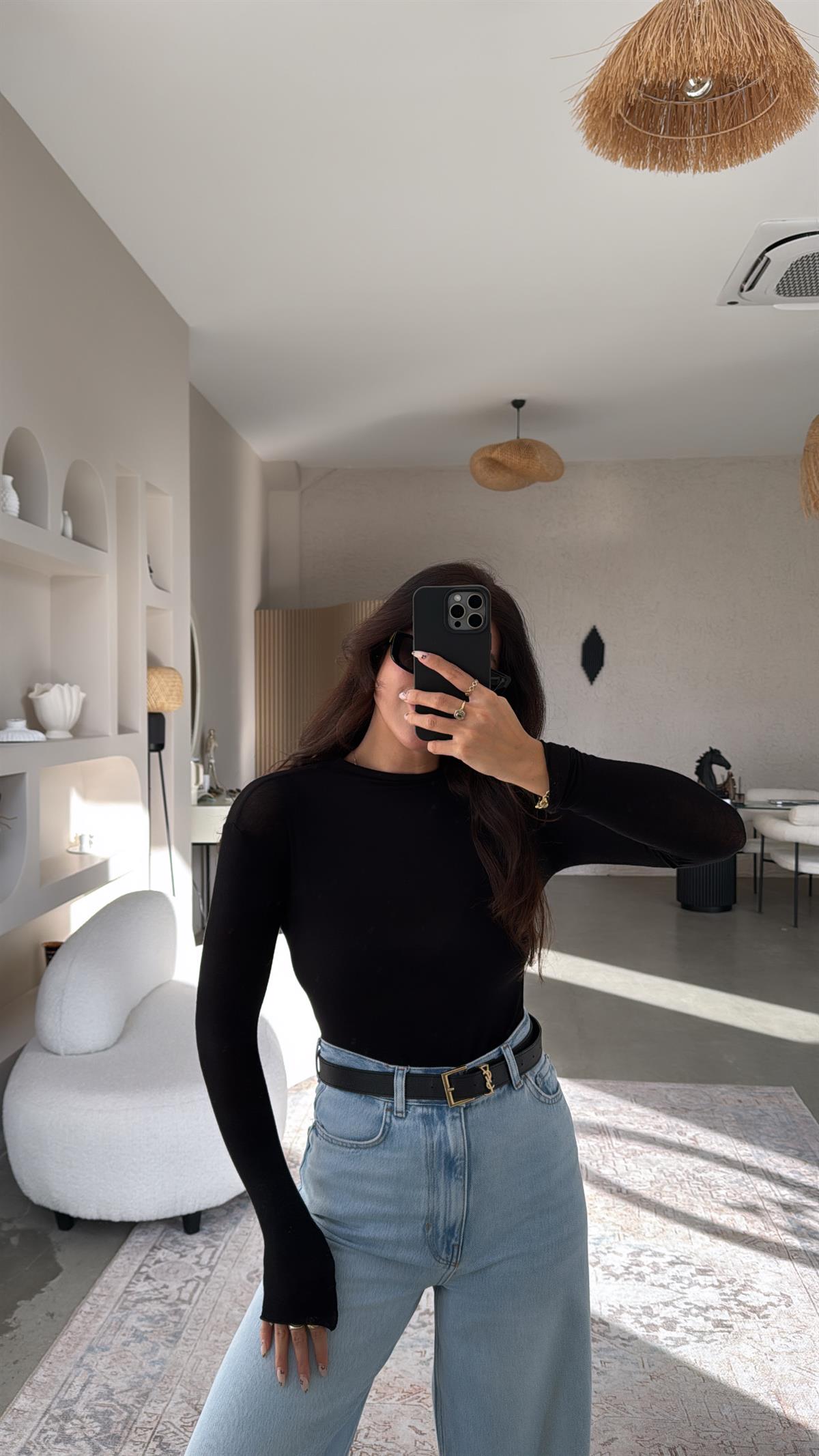 Siyah Bisiklet Yaka Kaşmir Yarı Transparan Bluz