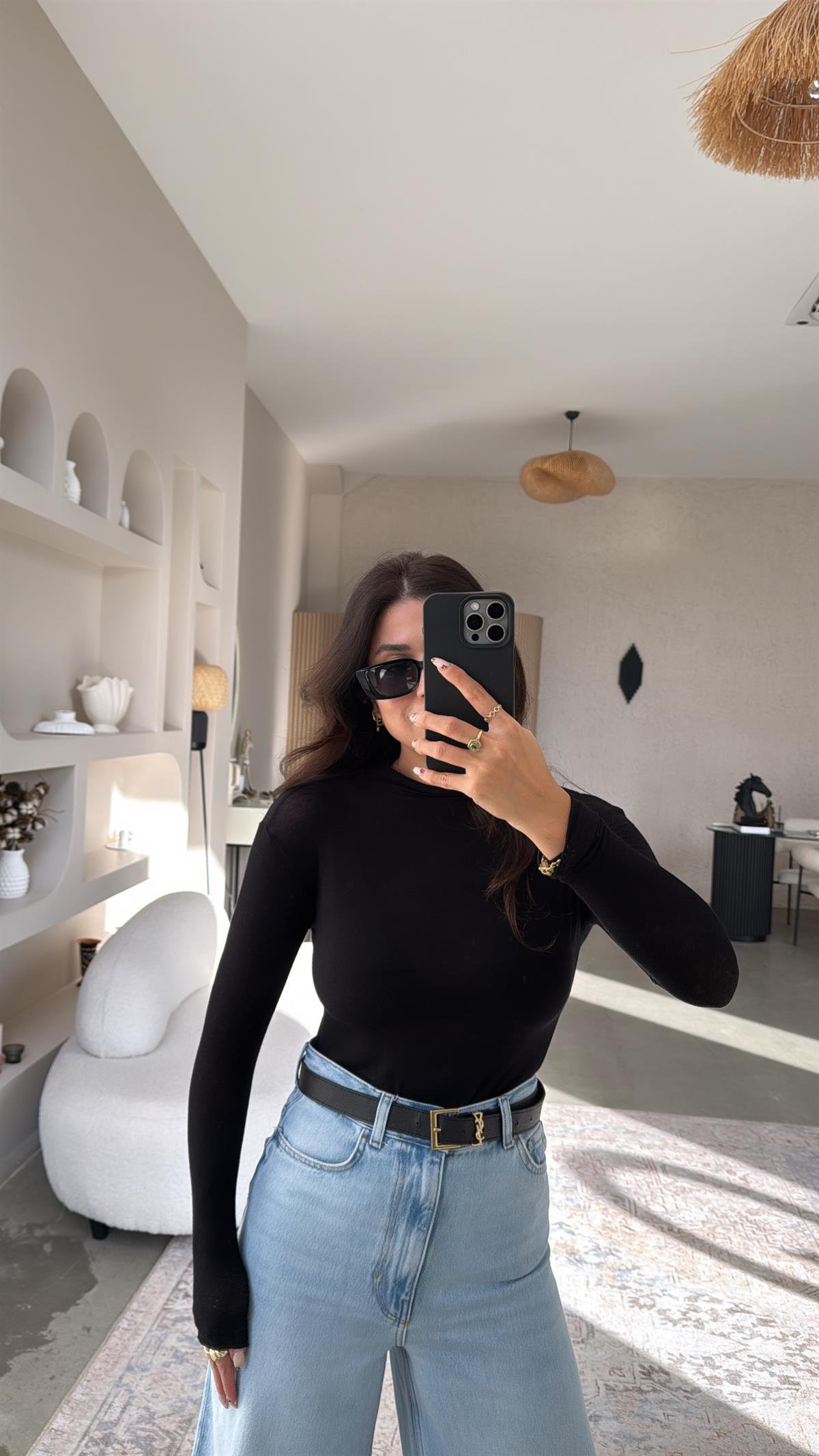 Siyah Bisiklet Yaka Kaşmir Yarı Transparan Bluz