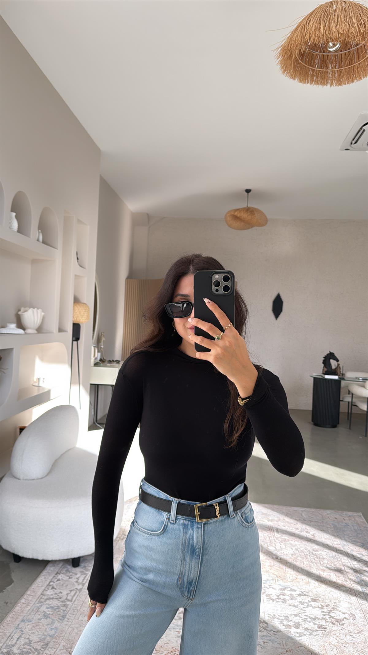 Siyah Bisiklet Yaka Kaşmir Yarı Transparan Bluz