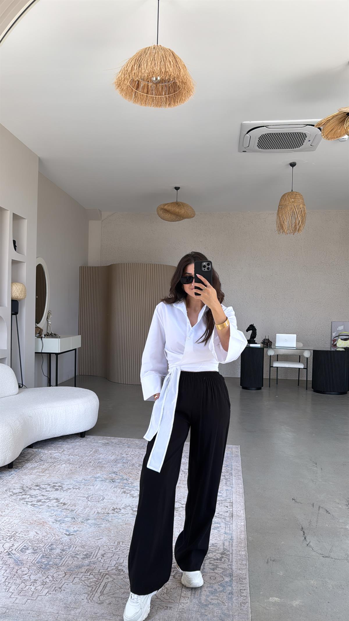 Siyah Bol Paça Massi Pantolon