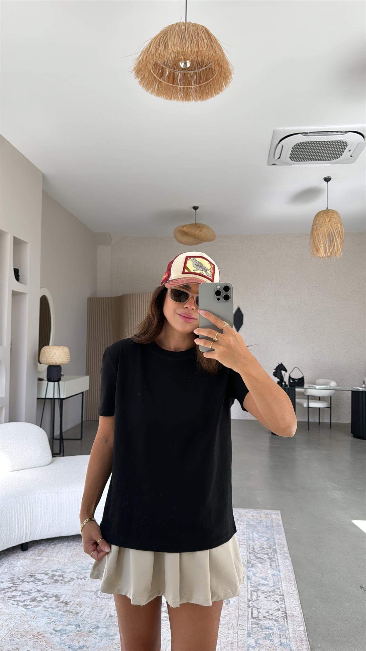 Siyah Buketteke Premium Basic Tshirt