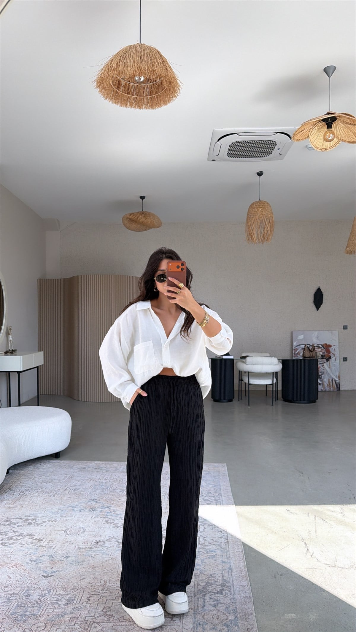 Siyah Bürümcük Kumaş Lastikli Pantolon