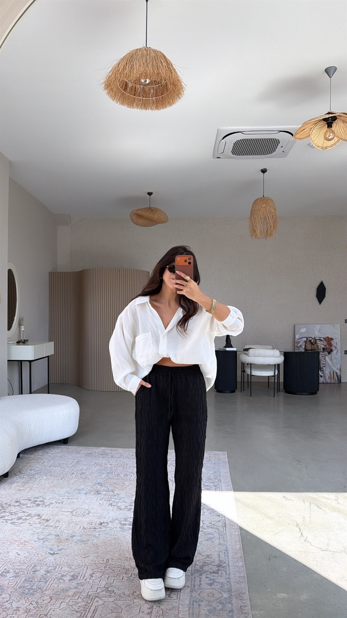 Siyah Bürümcük Kumaş Lastikli Pantolon