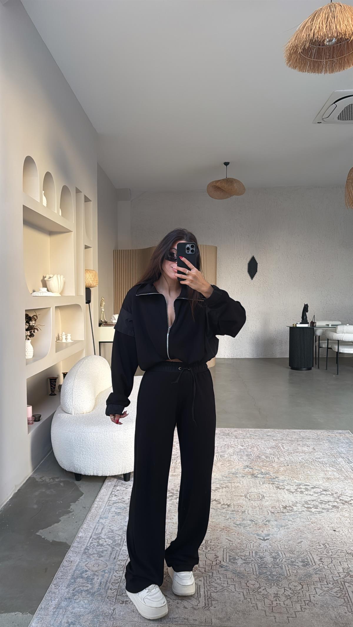 Siyah Ceketli Paraşüt Kumaşlı Twst Model Takım