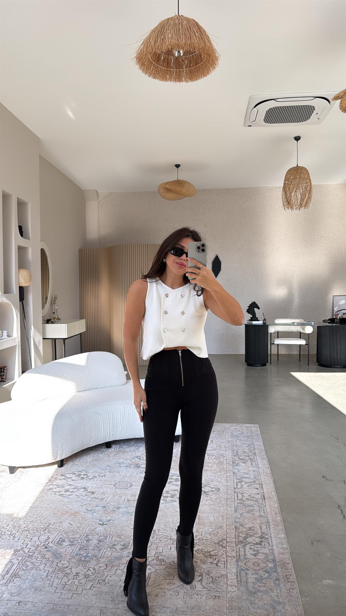 Siyah Çelik Nervürlü Tayt