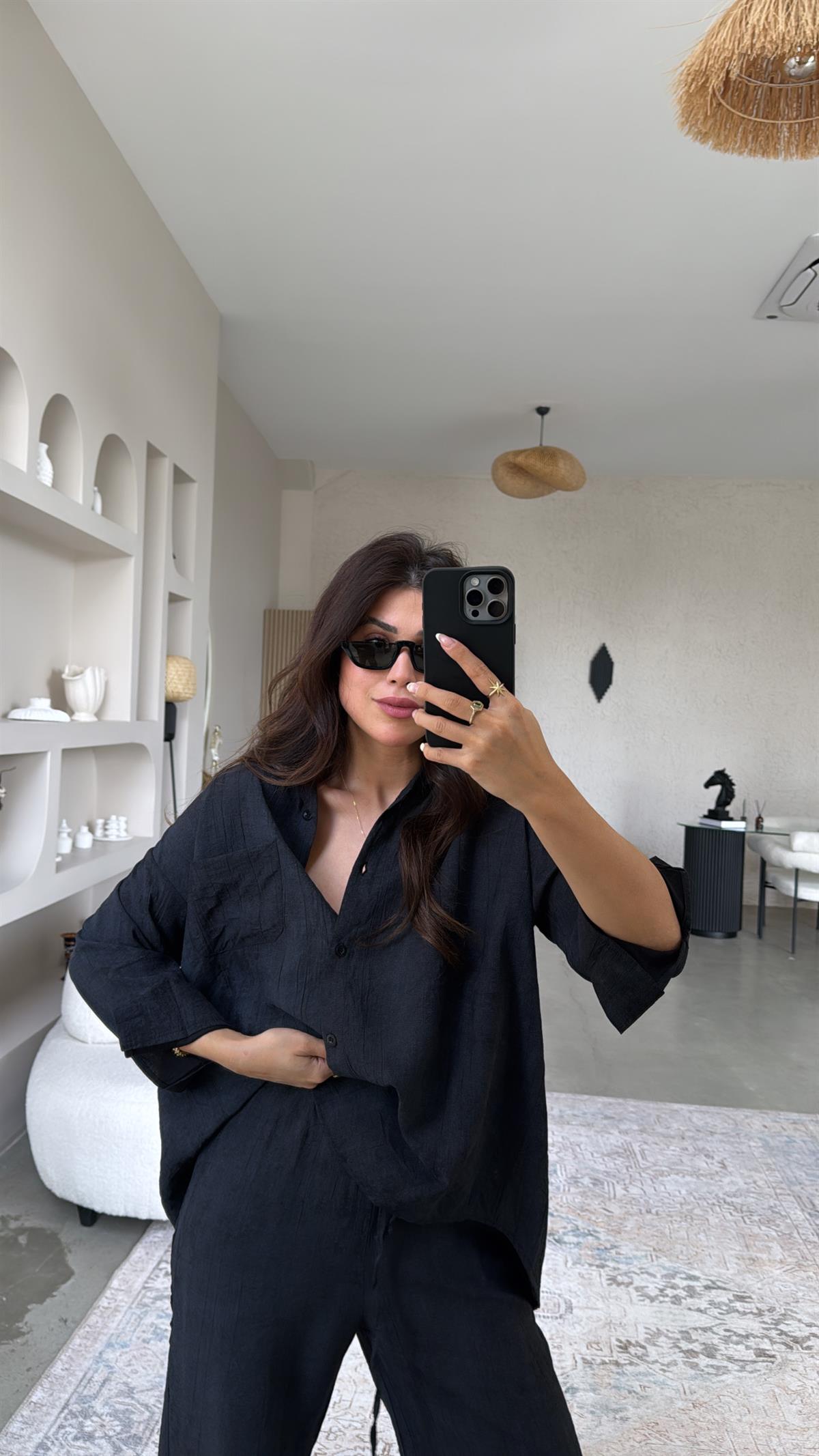 Siyah Çilek Eskitme Detaylı Takım