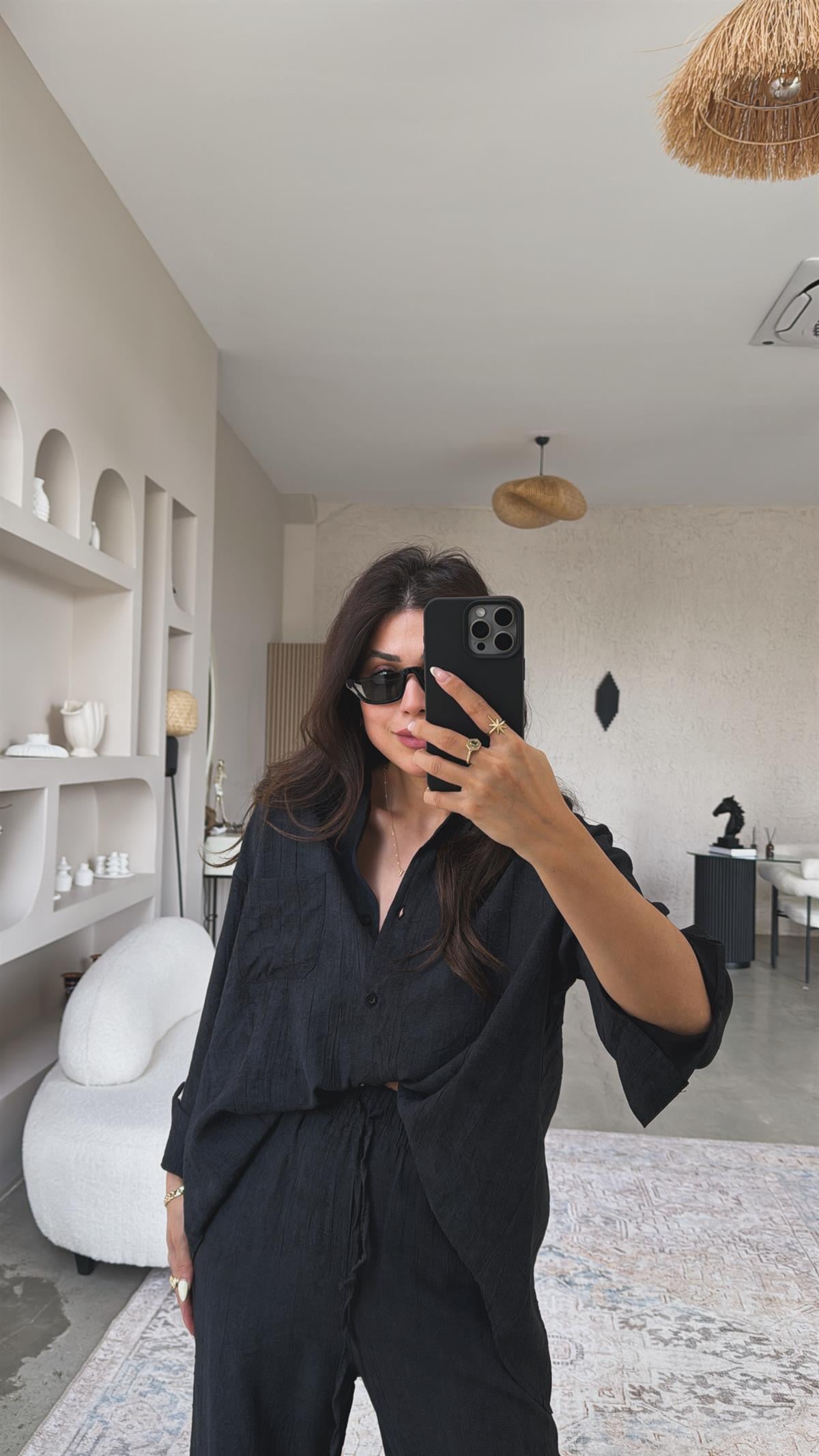 Siyah Çilek Eskitme Detaylı Takım