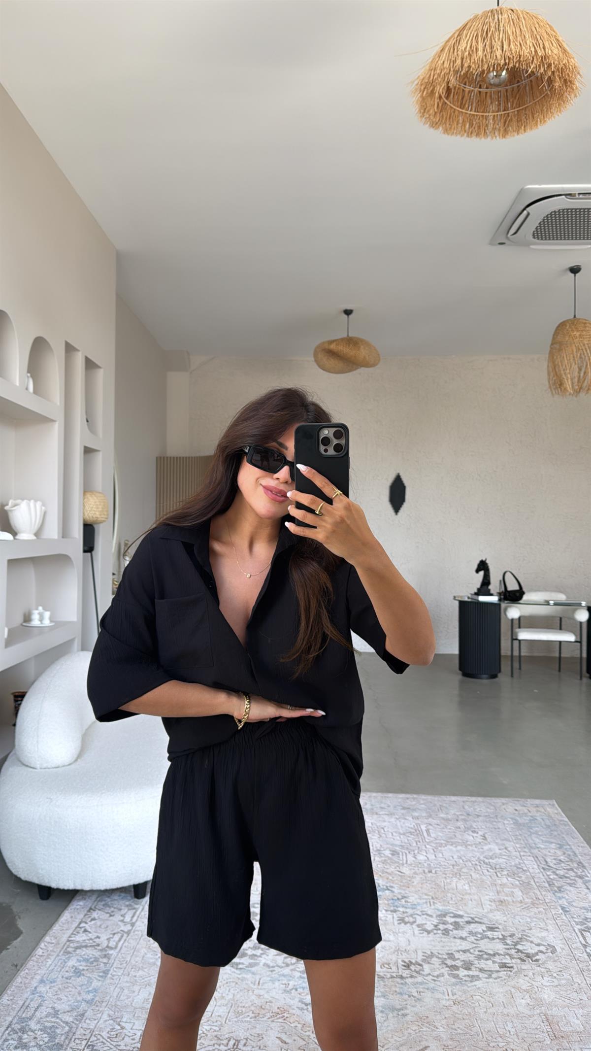 Siyah Çilek Kumaş Şort Gömlek Takım