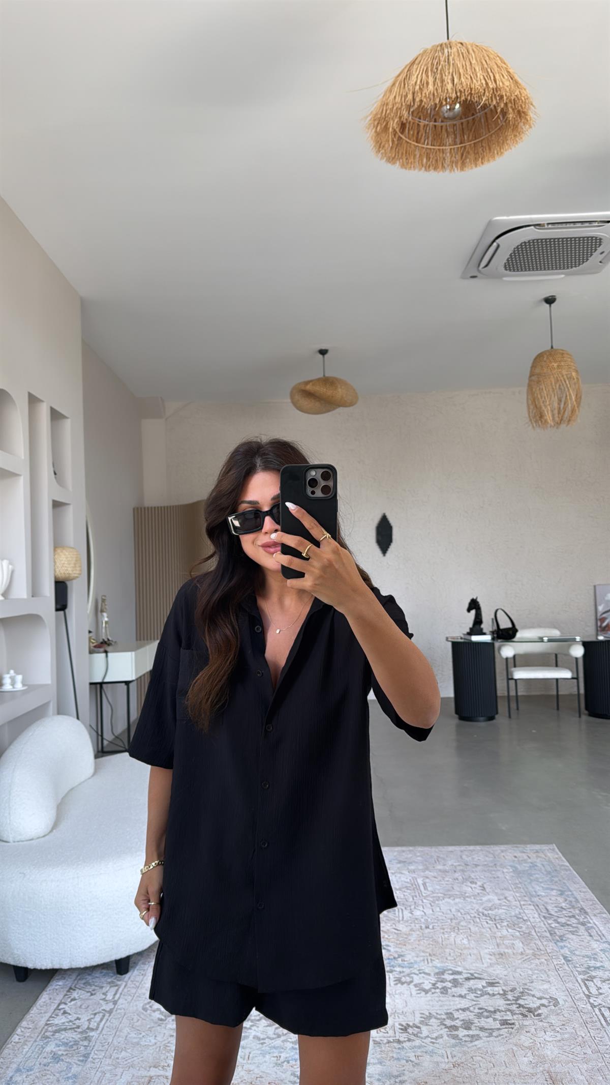 Siyah Çilek Kumaş Şort Gömlek Takım