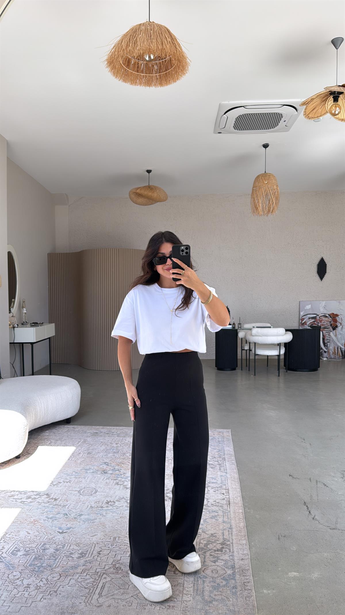 Siyah Çımalı Gizli Lastik Pantolon