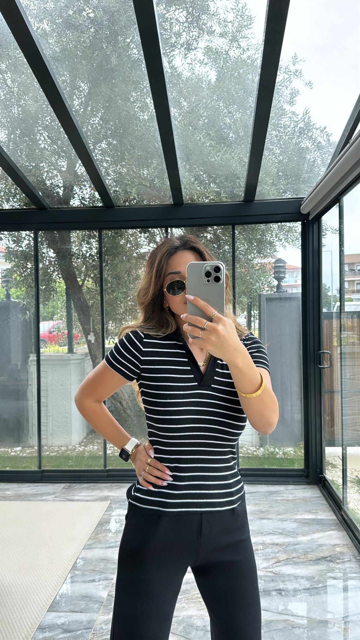 Siyah Çizgili Yakalı Ribana Tshirt