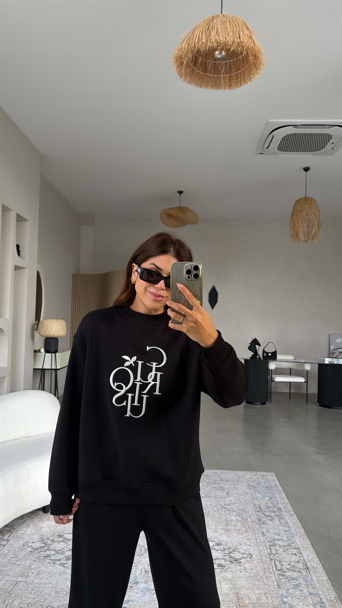 Siyah Curious Nakışlı Şardonlu Sweatshirt