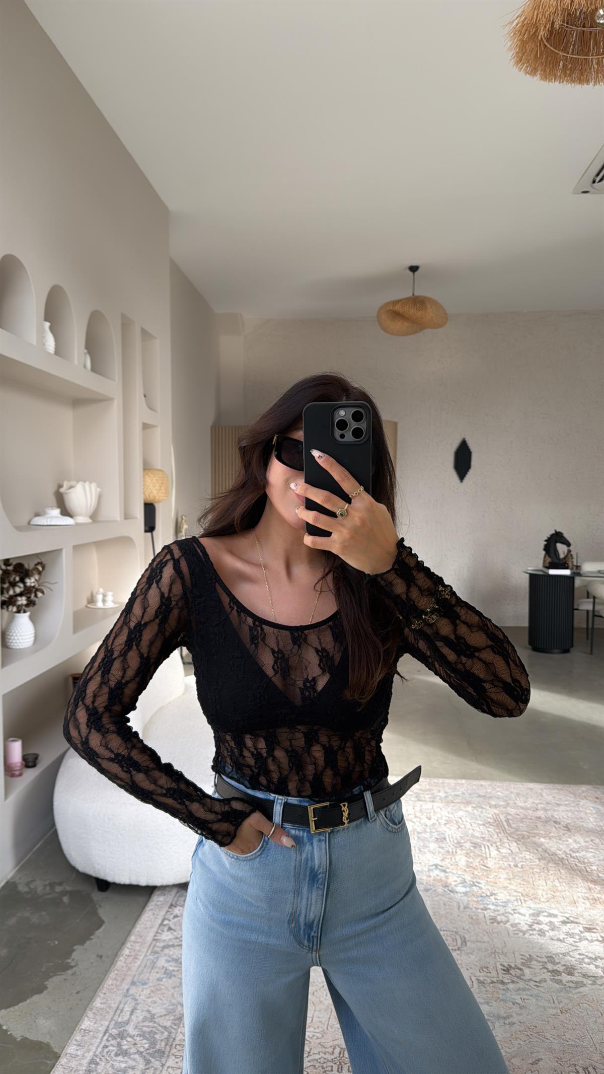 Siyah Dantel Bluz