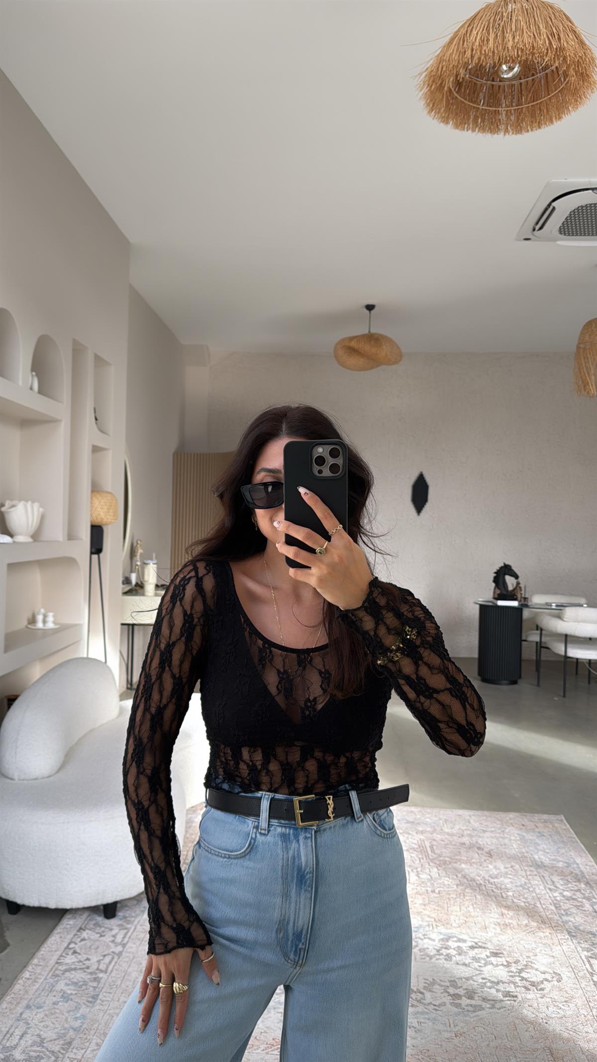 Siyah Dantel Bluz
