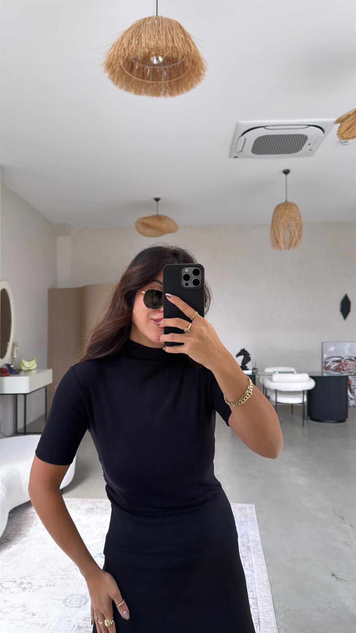 Siyah Dik Yaka Büzgü Detay Modal Basic