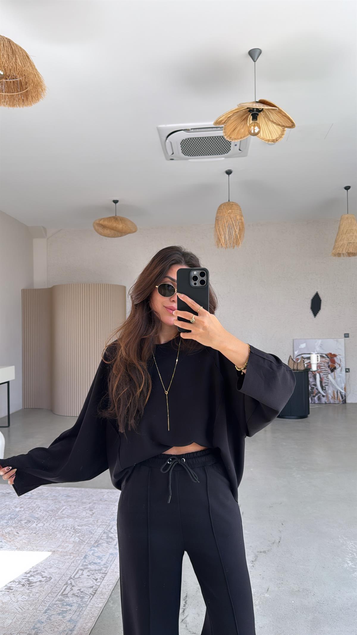 Siyah Dikiş Detay Modal Takım