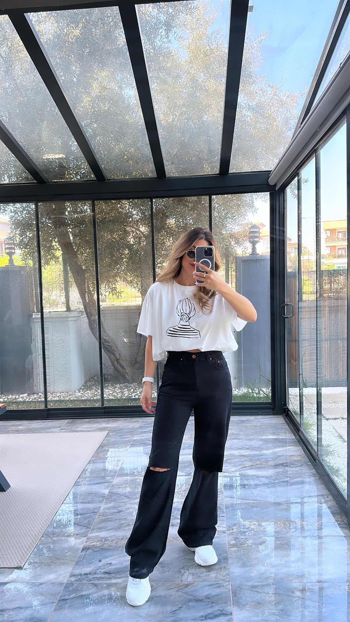 Siyah Dizi Kesik Pamuklu Pantolon