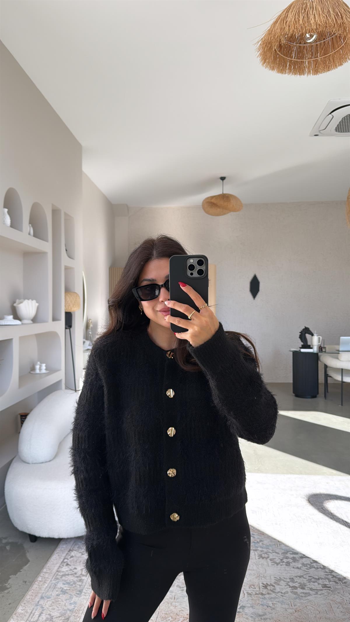 Siyah Dlv Sakallı Gold Düğmeli Yumoş Hırka