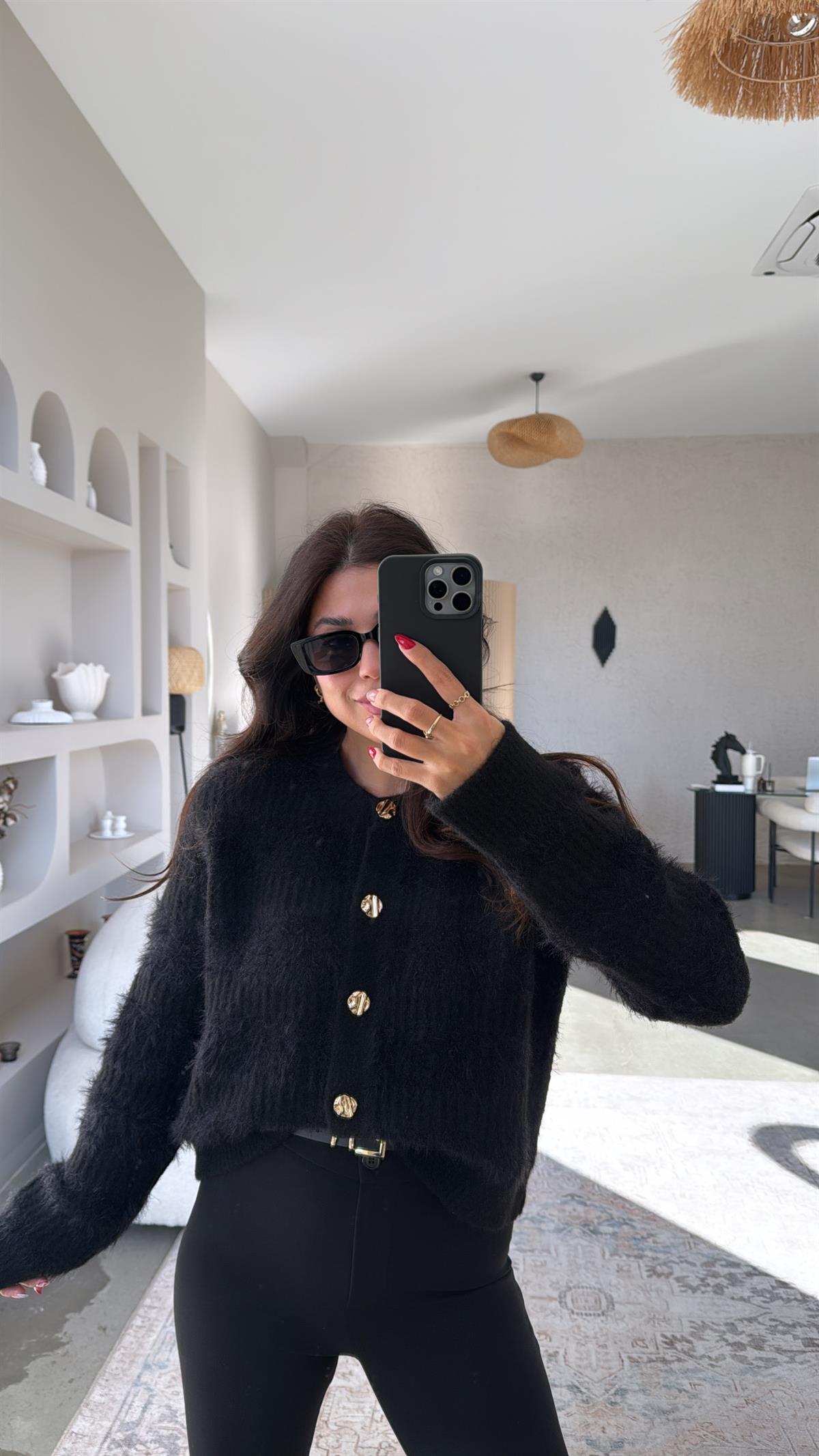 Siyah Dlv Sakallı Gold Düğmeli Yumoş Hırka