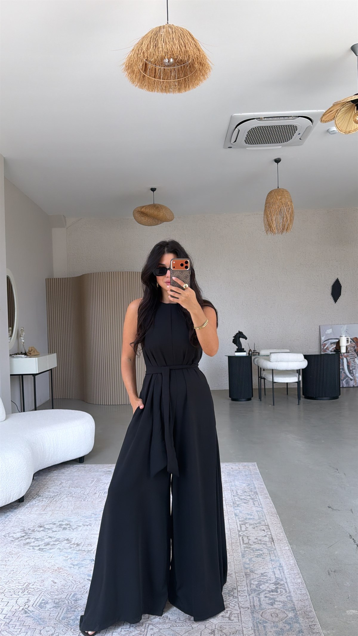 Siyah Dökümlü Salaş Bol Paça Kuşaklı Tulum
