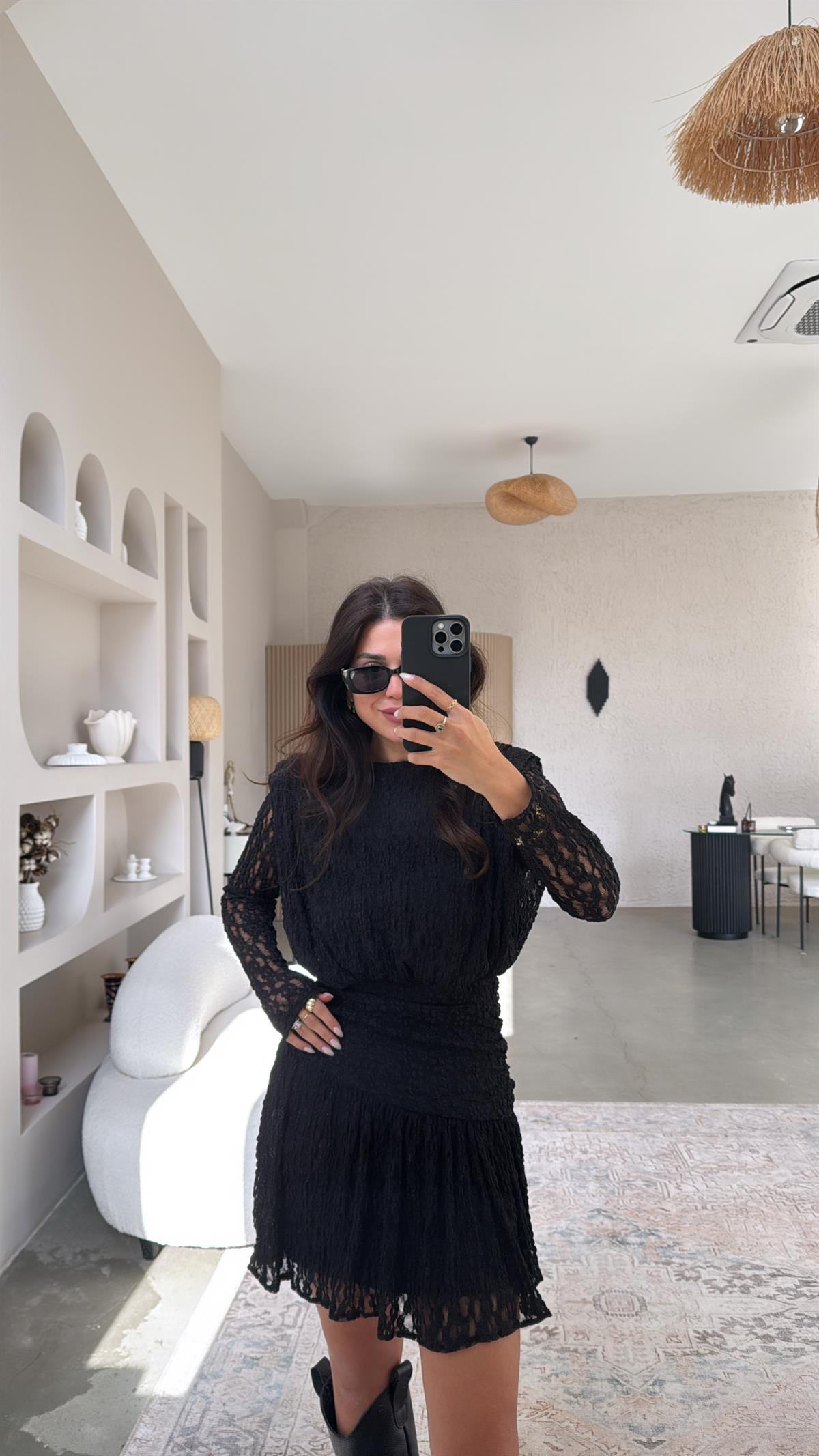 Siyah Drape Detaylı Dantel Elbise
