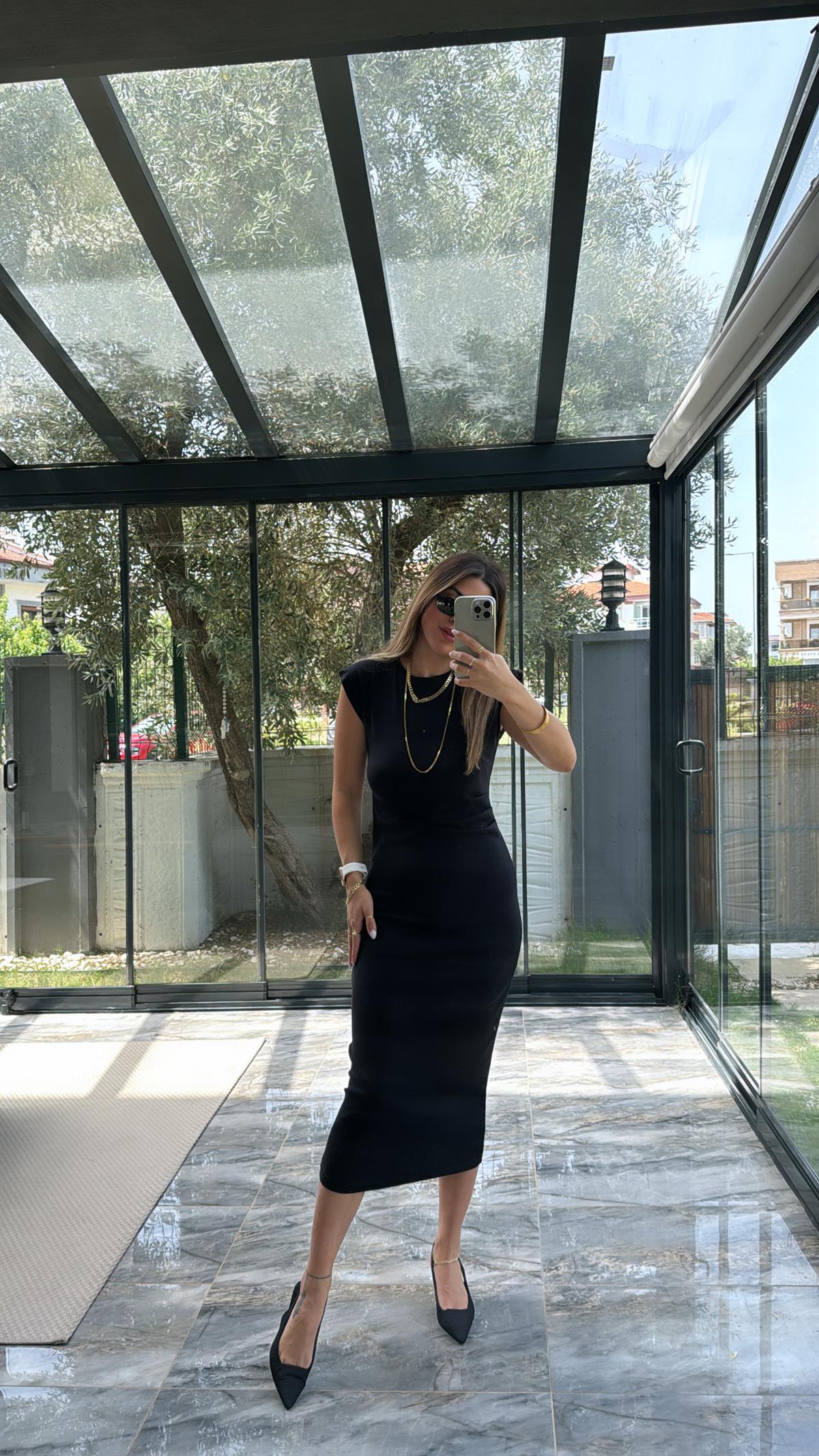 Siyah Drape Detaylı Elbise