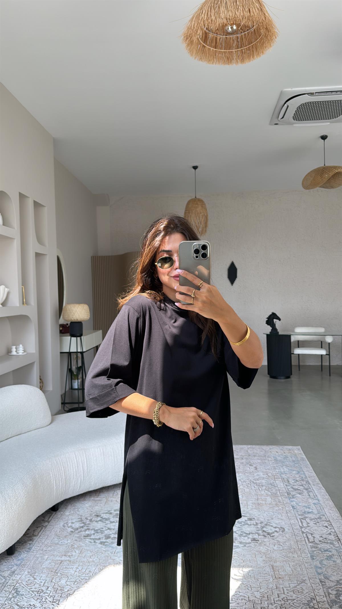 Siyah Duble Kol Yırtmaçlı Tshirt Tunik