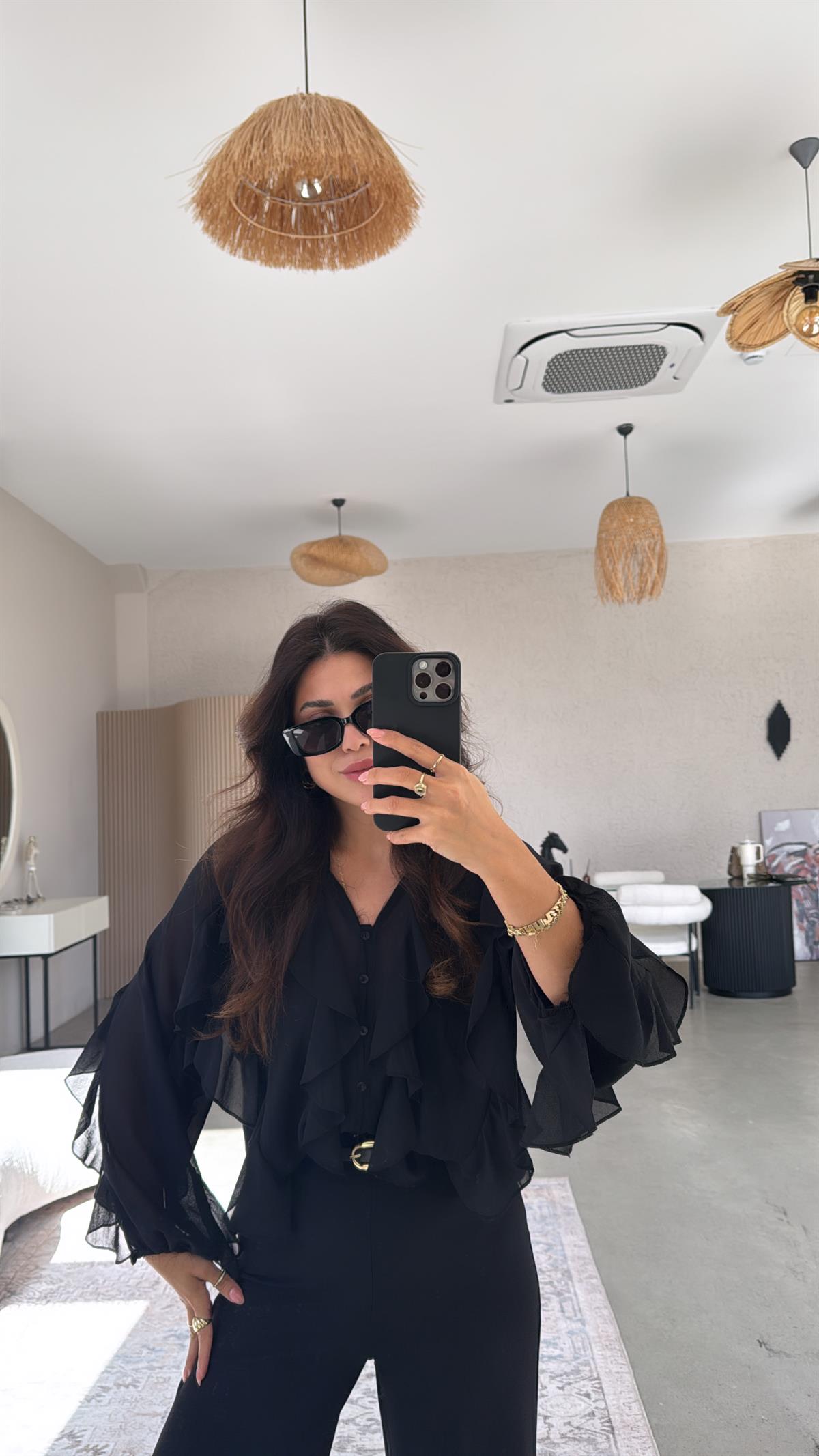 Siyah Fırfırlı Şifon Gömlek Bluz