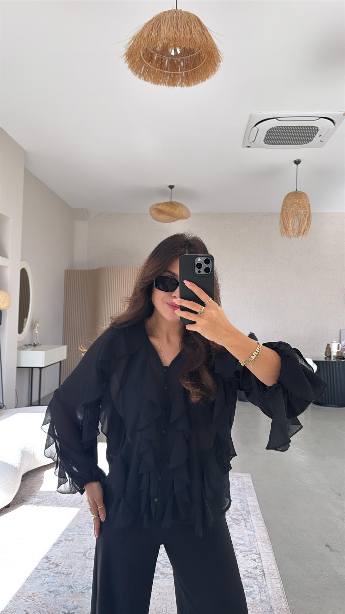 Siyah Fırfırlı Şifon Gömlek Bluz