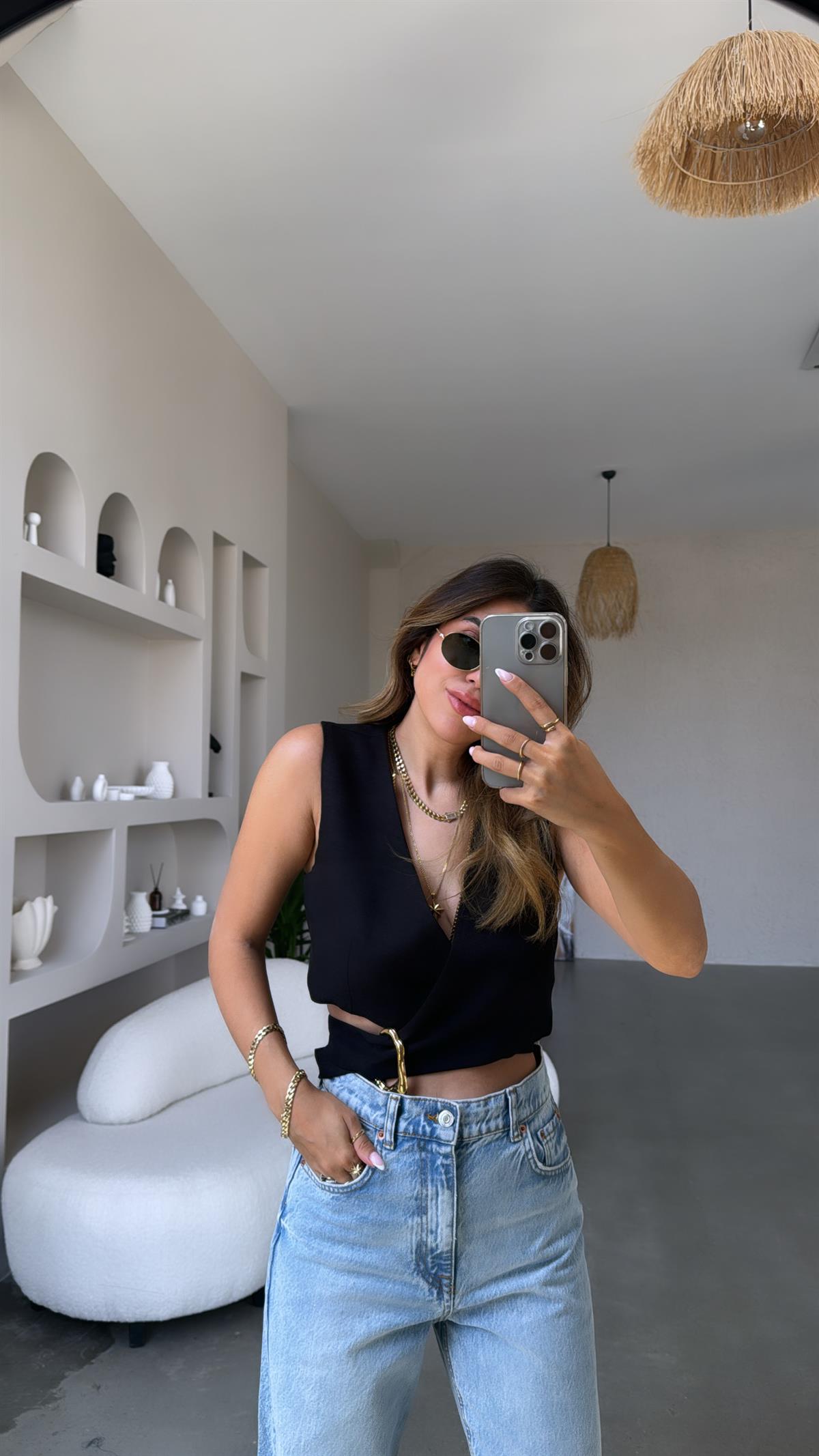 Siyah Gold Kemerli Yelek