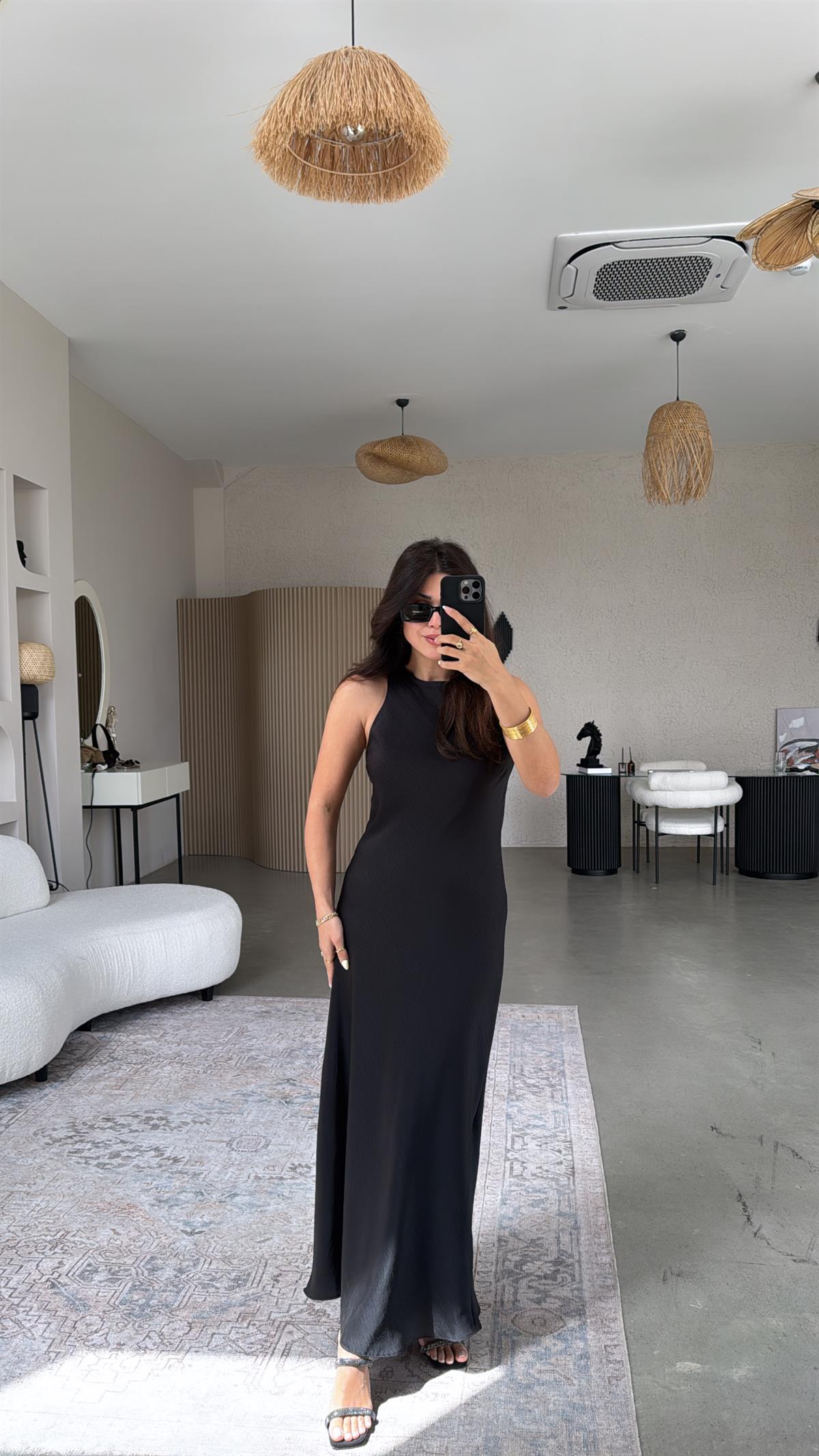 Siyah Halter Yaka Maxi Elbise