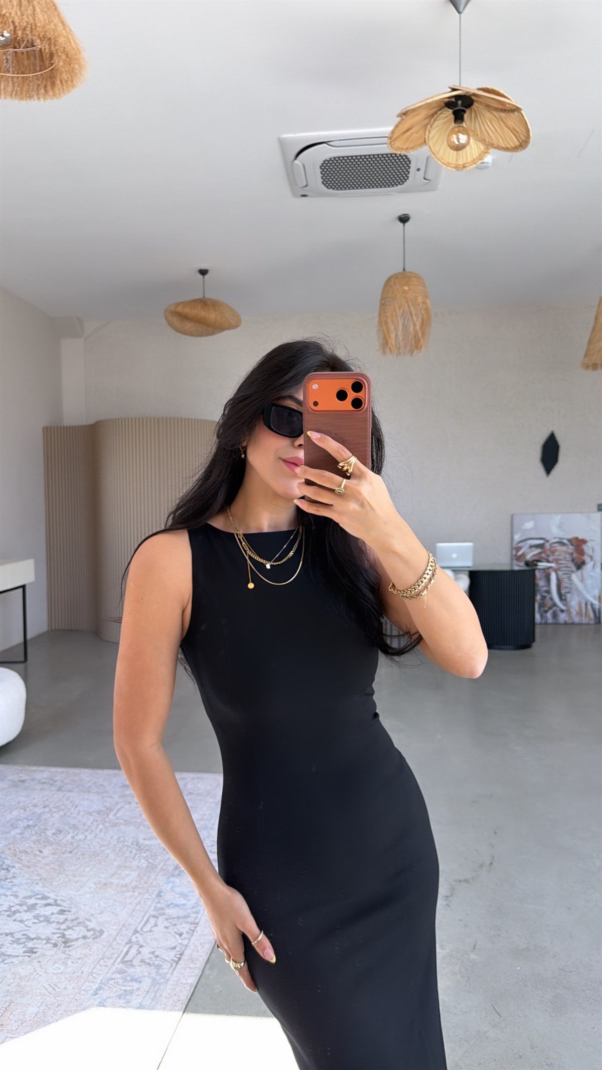Siyah Halter Yaka Streç Kumaş Midi Boy Dlv Elbise