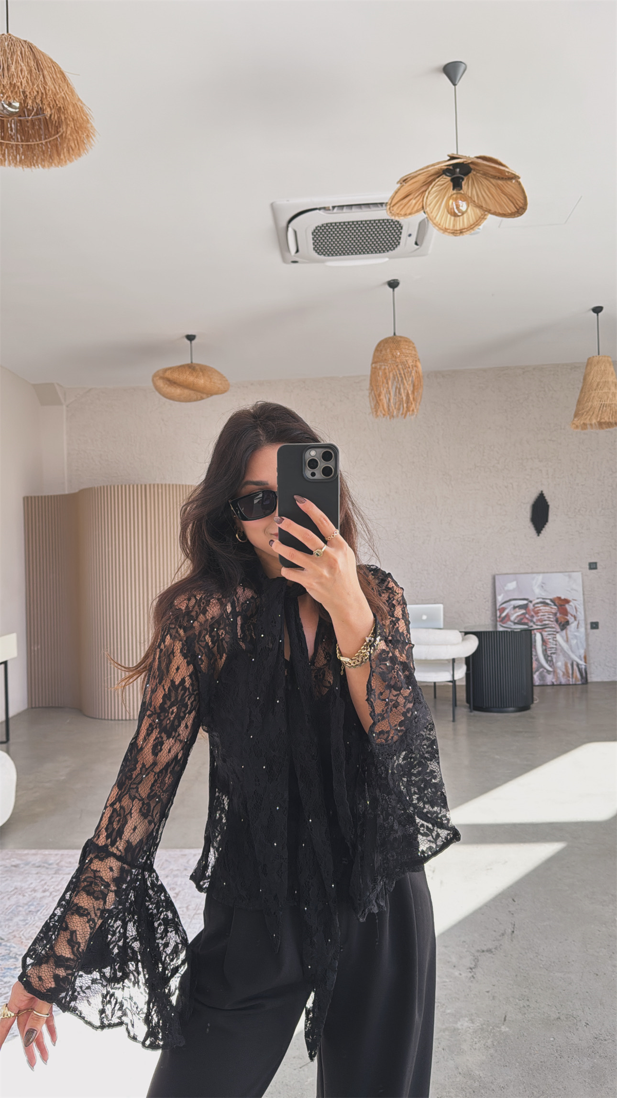 Siyah İç Atletli Taşlı İspanyol Kol Dantel Bluz