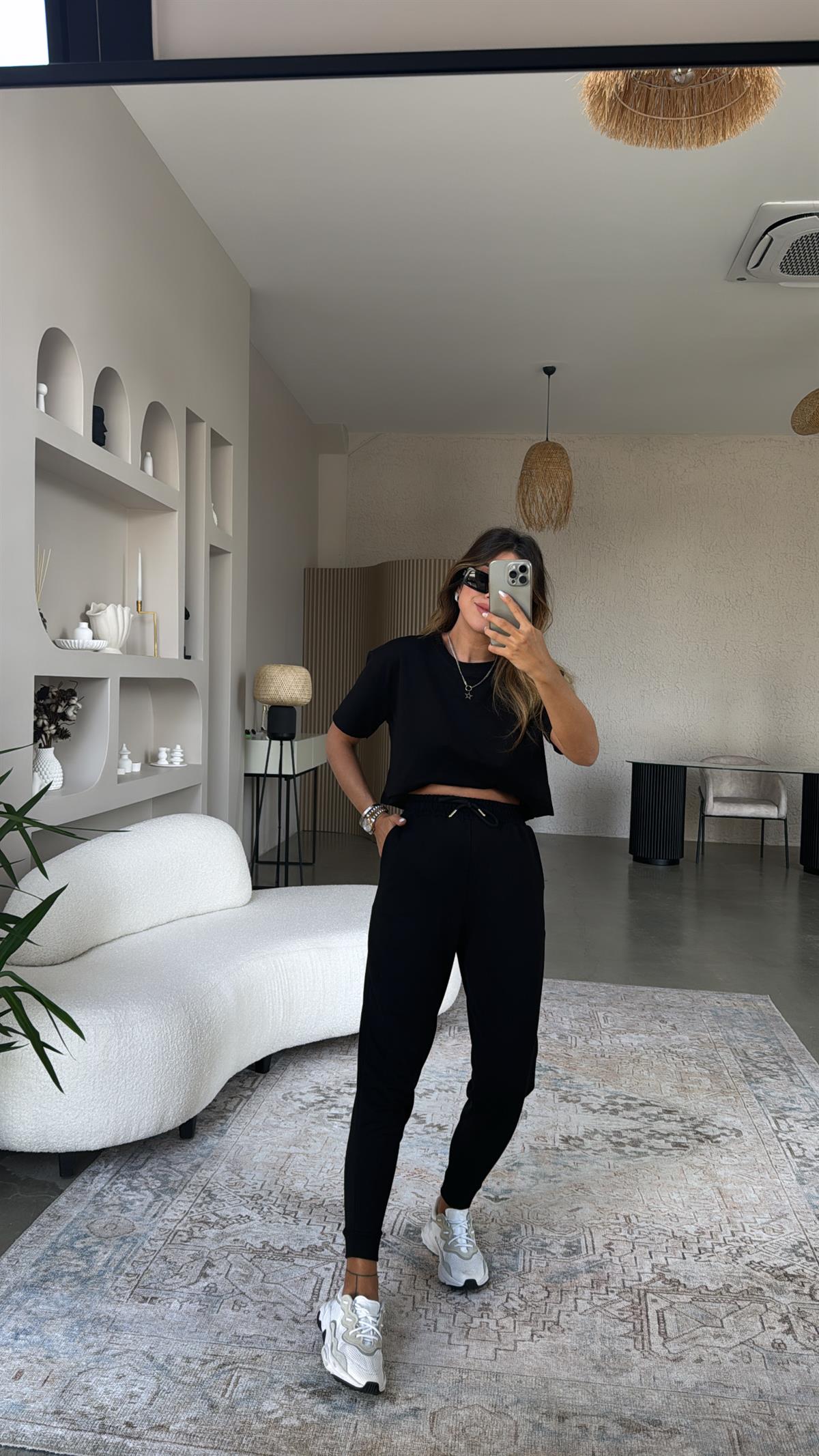 Siyah İki İplik Takım