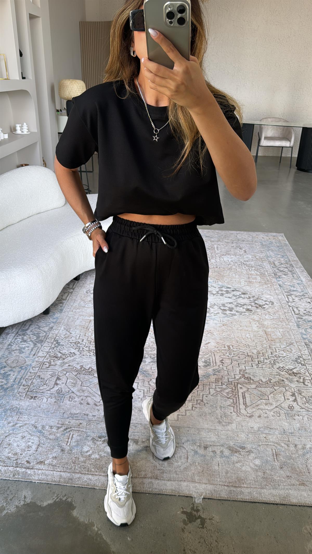 Siyah İki İplik Takım