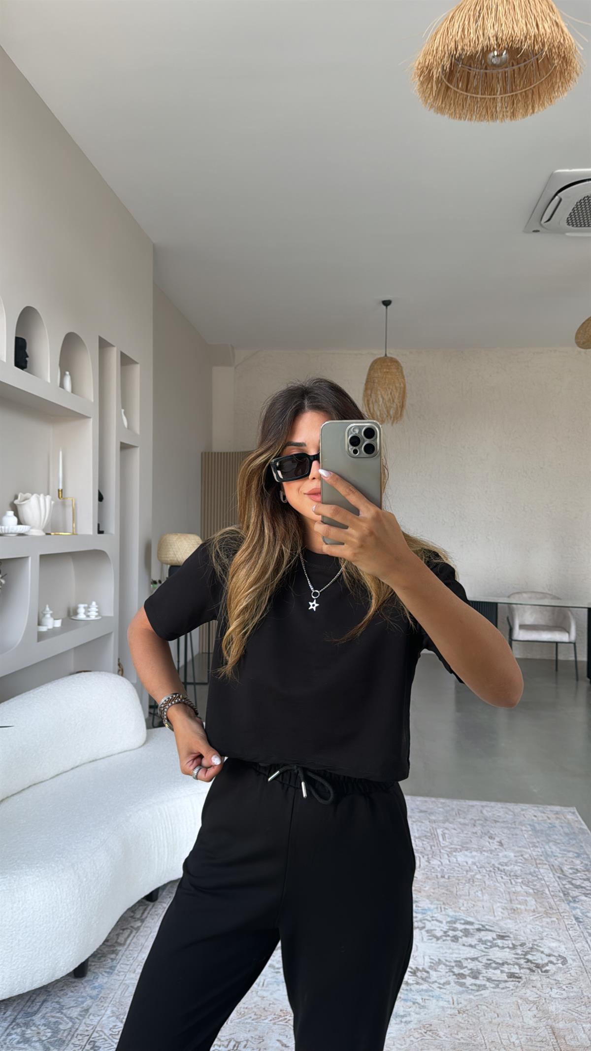 Siyah İki İplik Takım