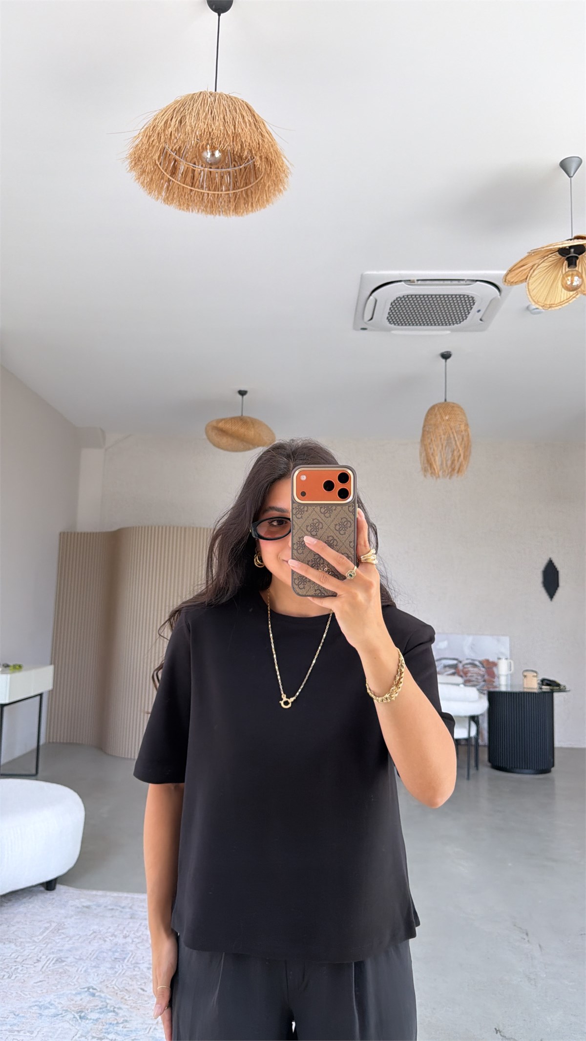 Siyah İnterlok Kumaş Bisiklet Yaka Vatkalı Tshirt