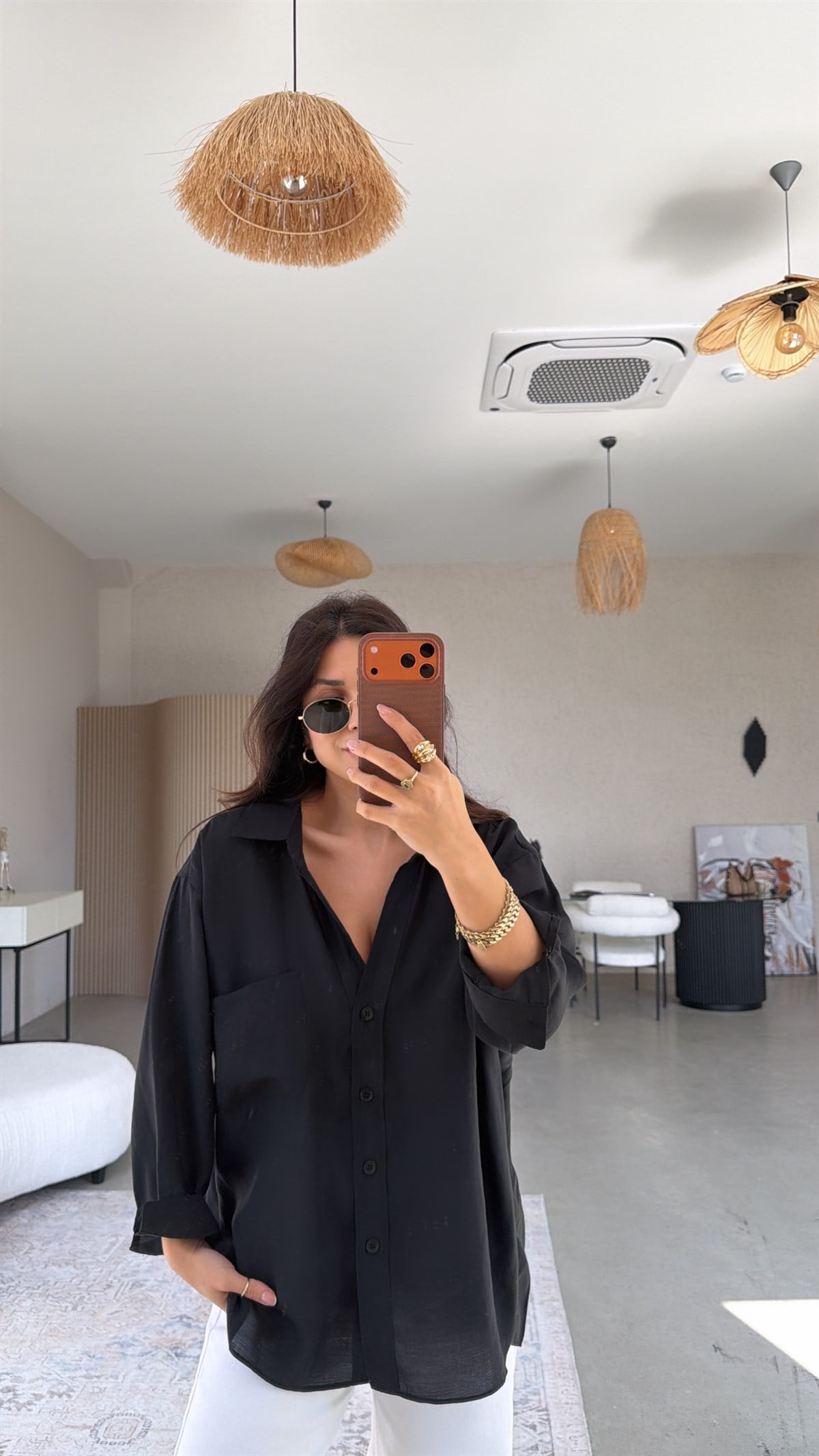 Siyah İpek Dökümlü Gömlek