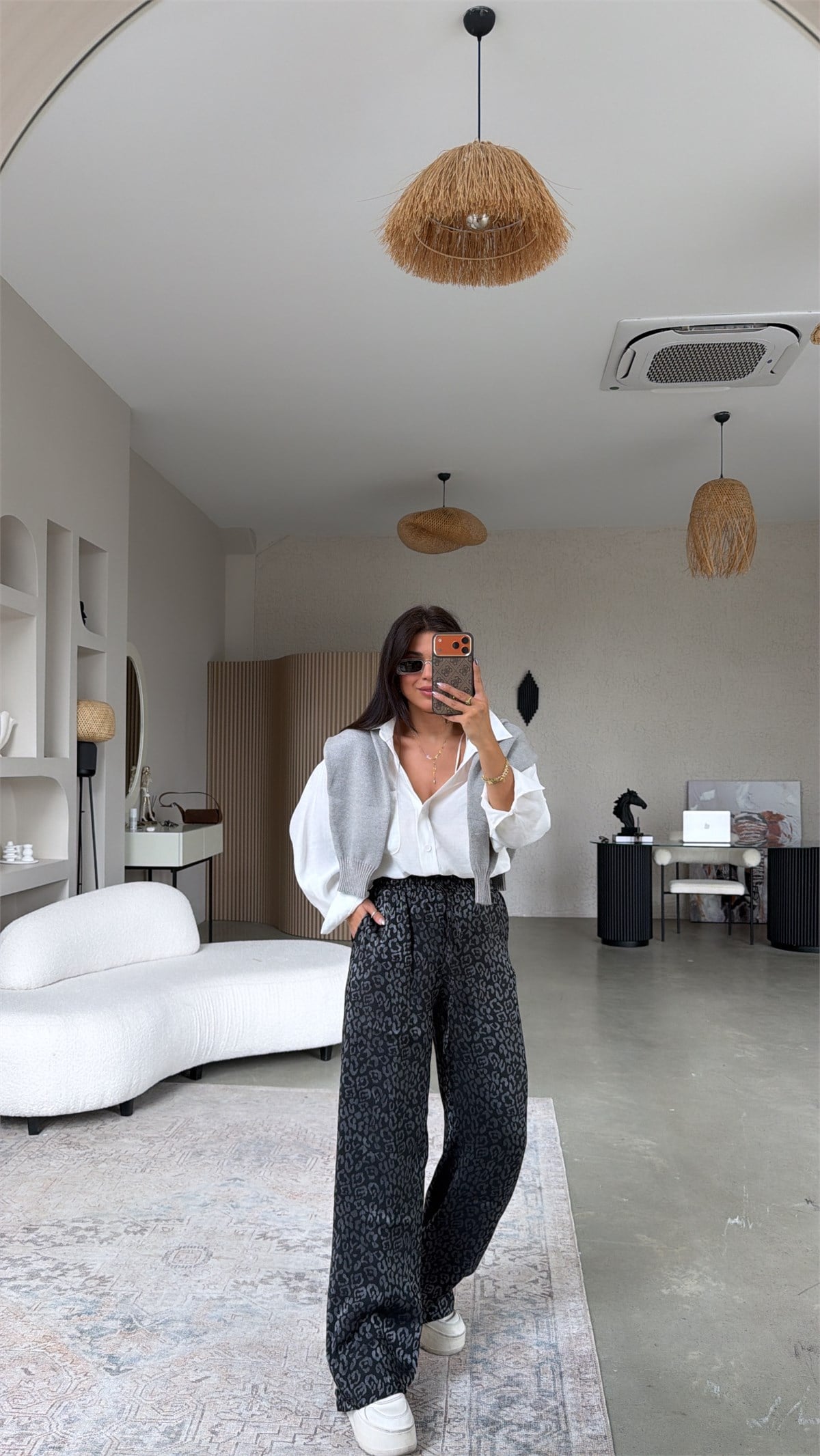 Siyah Jakarlı Leoparlı Pantolon