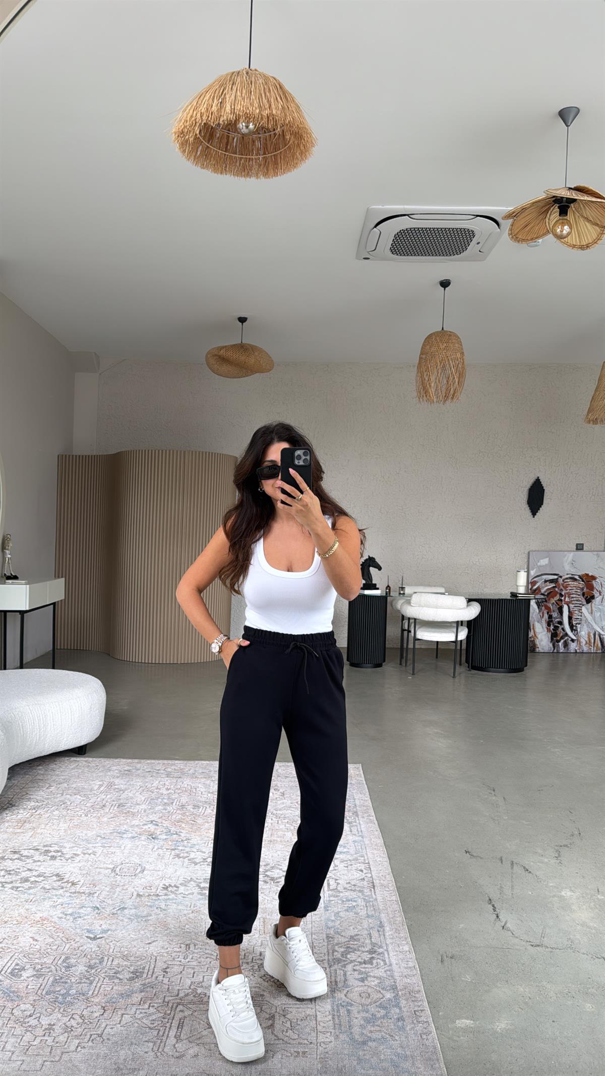 Siyah Jogger Paça Lastik Eşofman