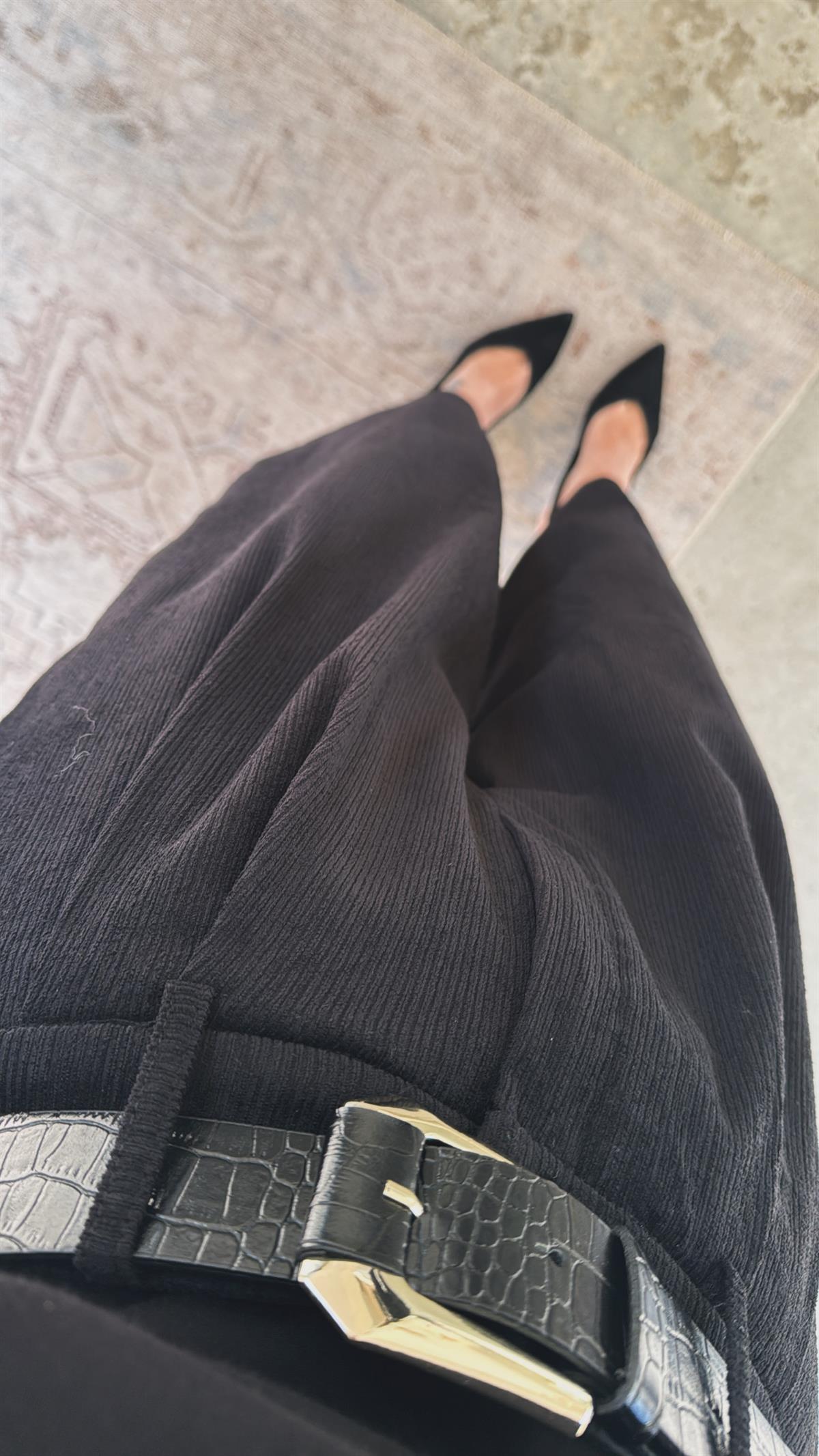 Siyah Kadife Kemerli Havuç Pantolon