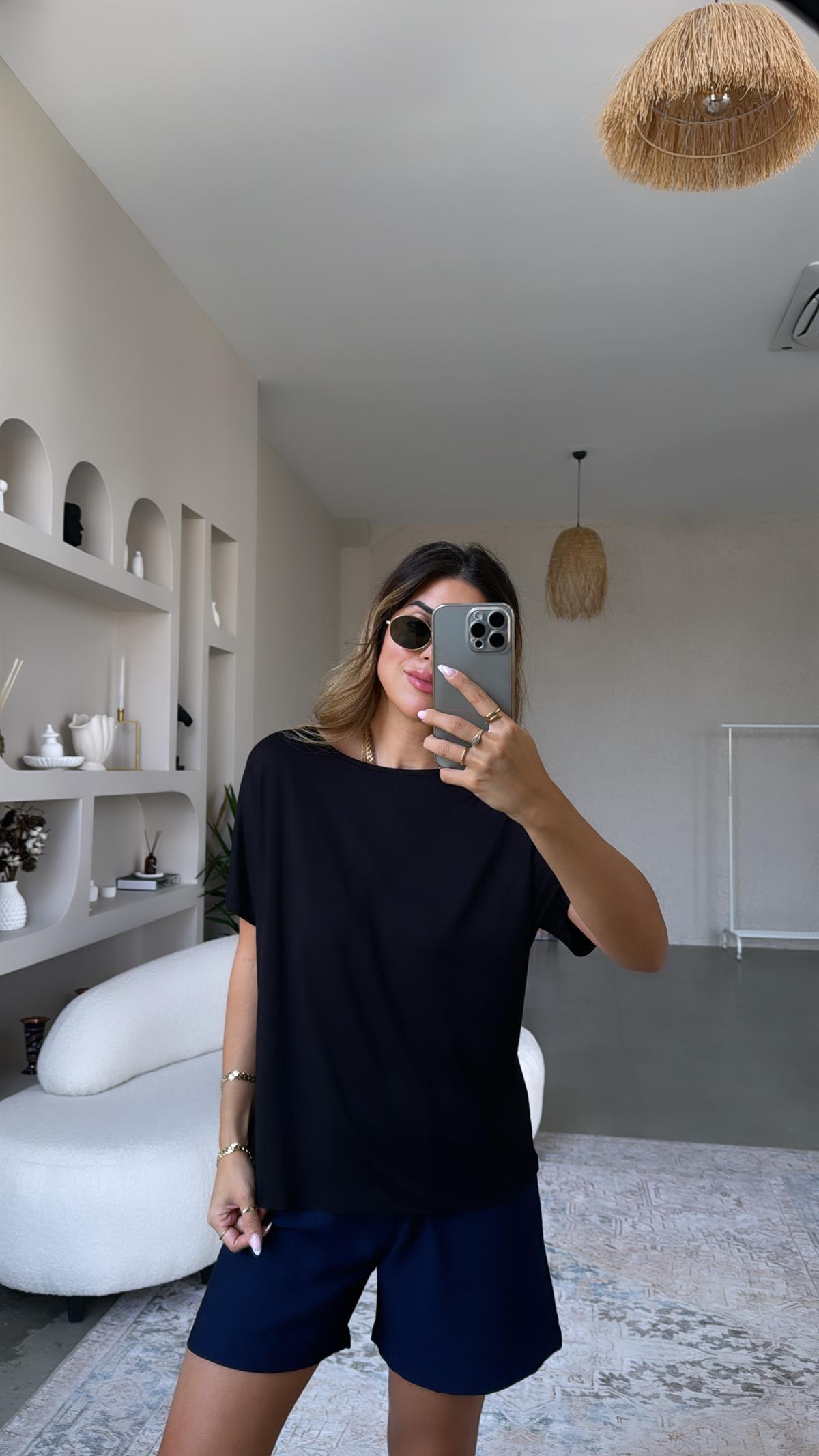 Siyah Kayık Yaka Pyr Tshirt