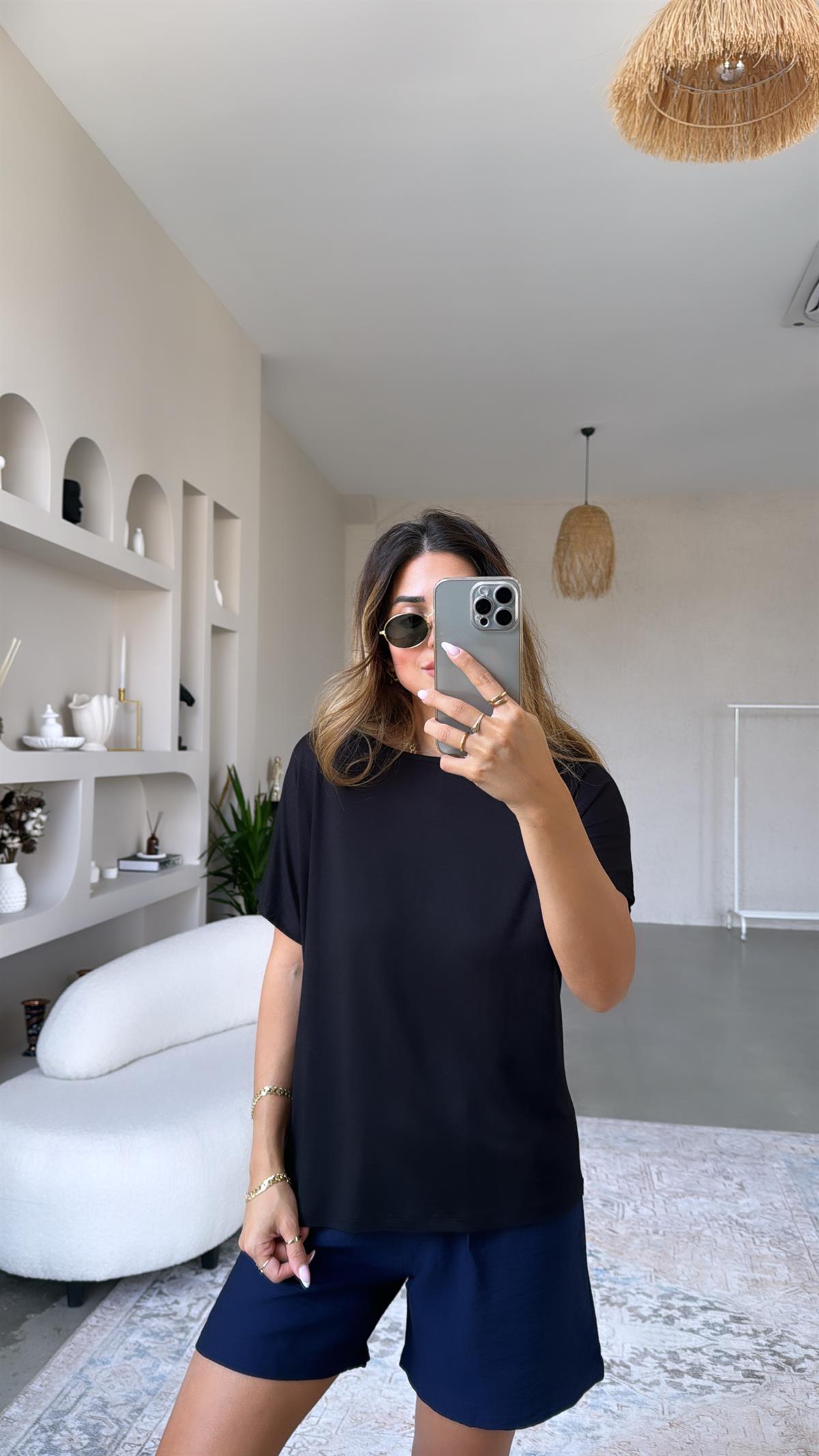 Siyah Kayık Yaka Pyr Tshirt