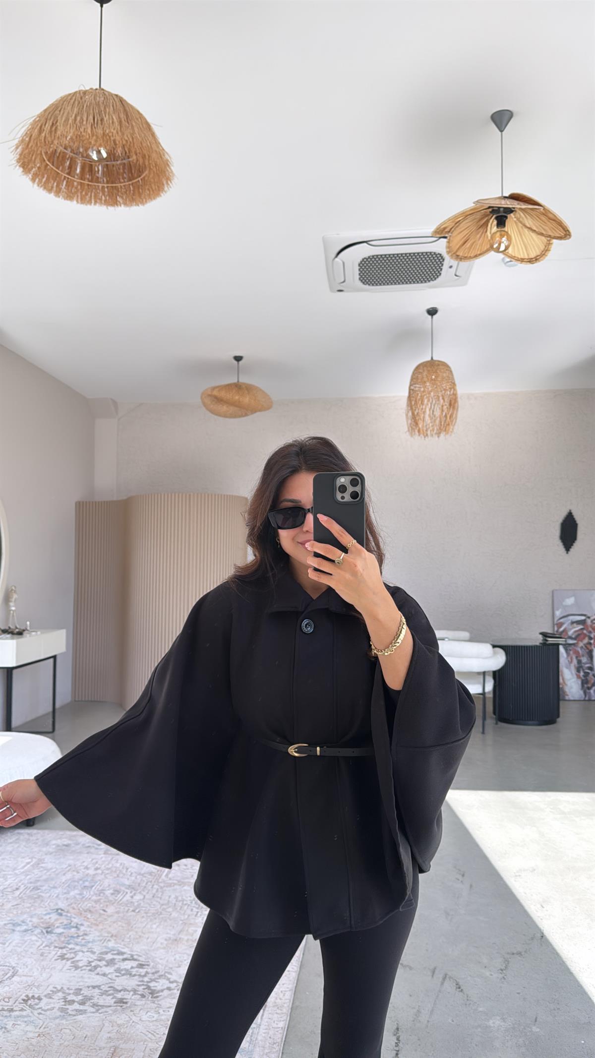 Siyah Kemerli Kaşe Panço