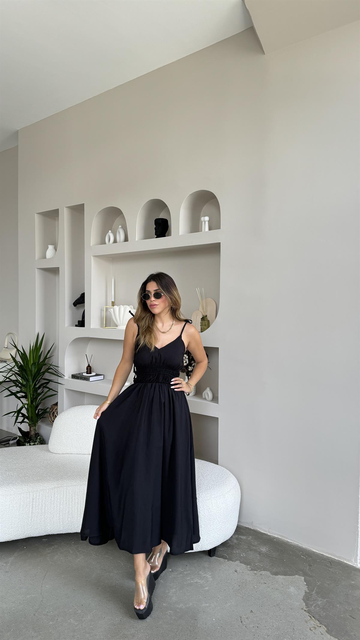 Siyah Keten Askılı Elbise