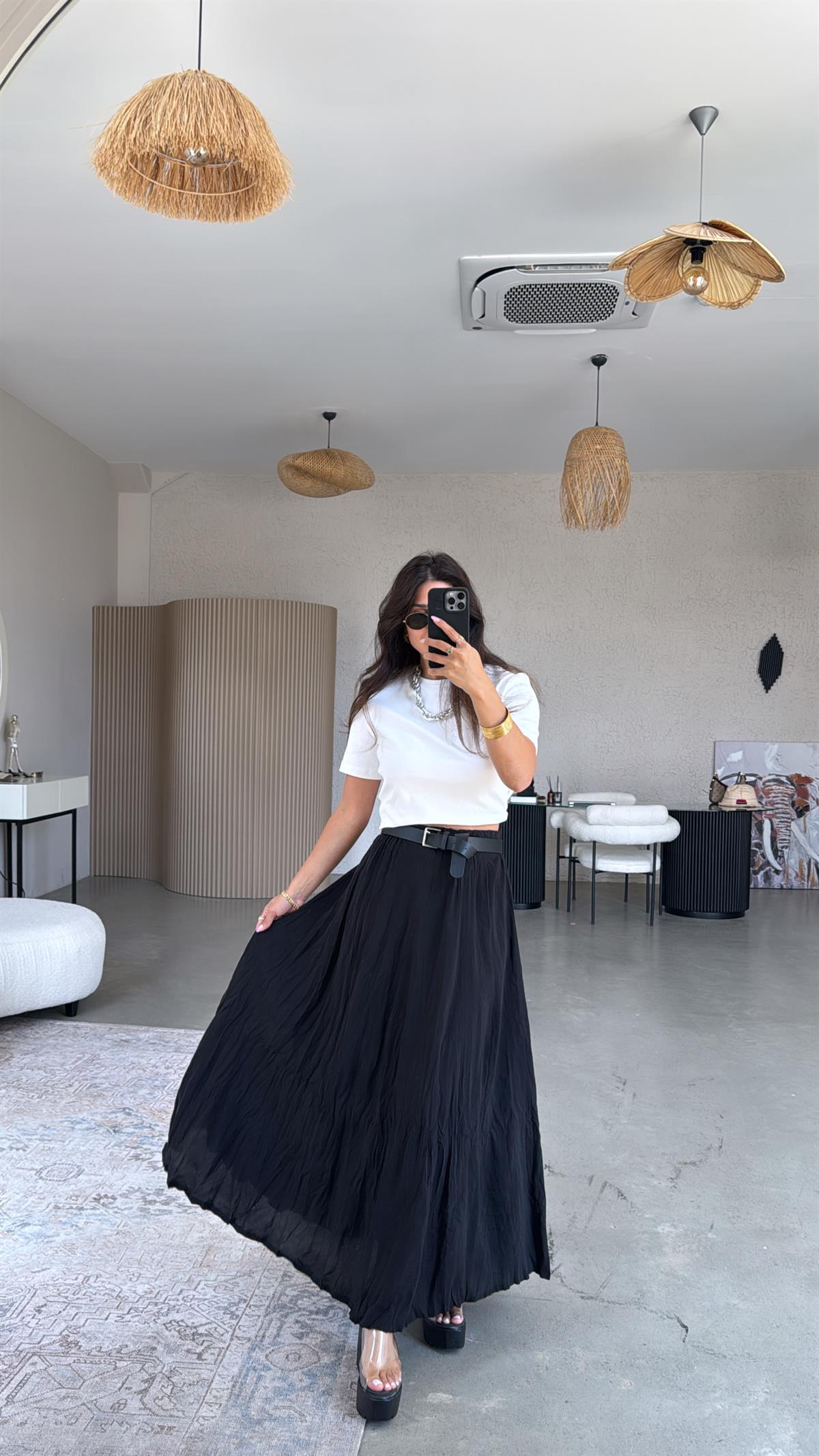 Siyah Kırışık Modal Dokuma Etek