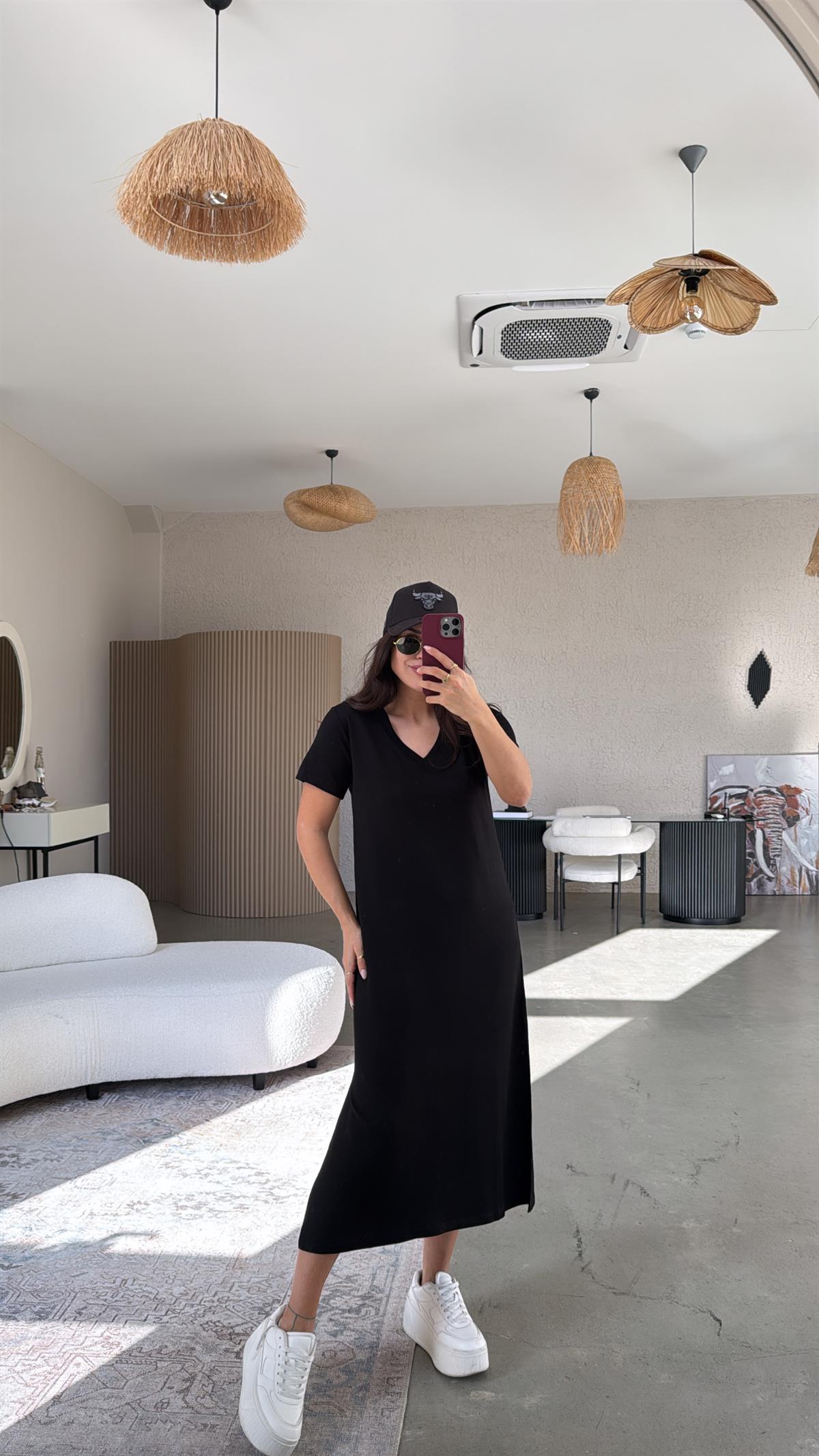Siyah Kısa Kol V Yaka Basic Elbise