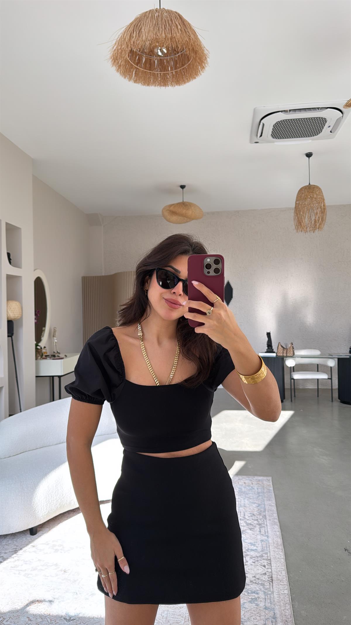 Siyah Kolları Balon Poplin Detaylı Bluz