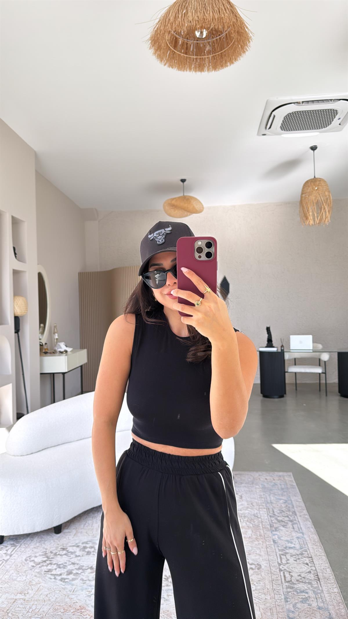 Siyah Kolsuz Crop Body